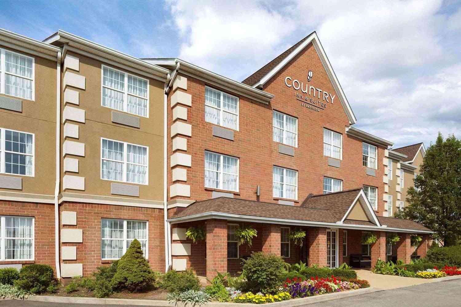 Country Inn & Suites By Radisson Macedonia в Macedonia, OH