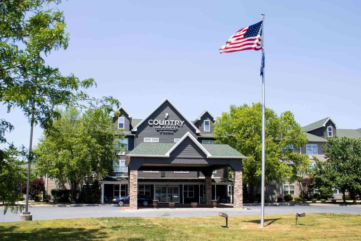 Country Inn & Suites By Radisson, Carlisle, PA в Harrisburg, PA