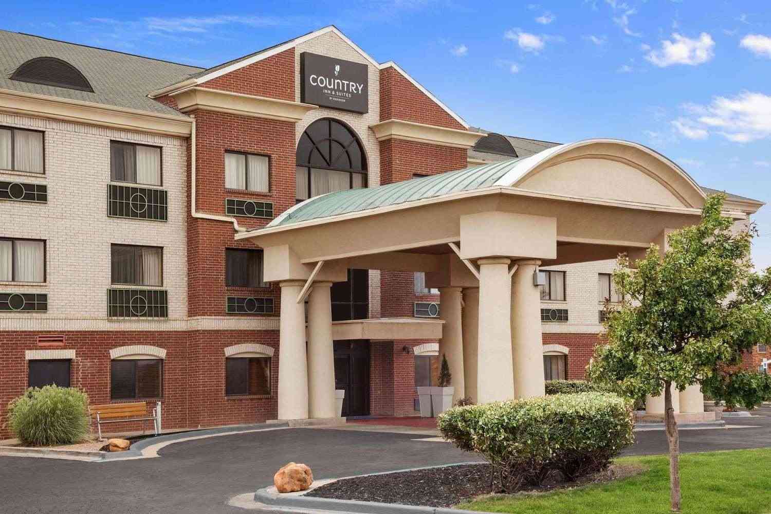 Country Inn & Suites By Radisson, Lubbock, TX в Lubbock, TX