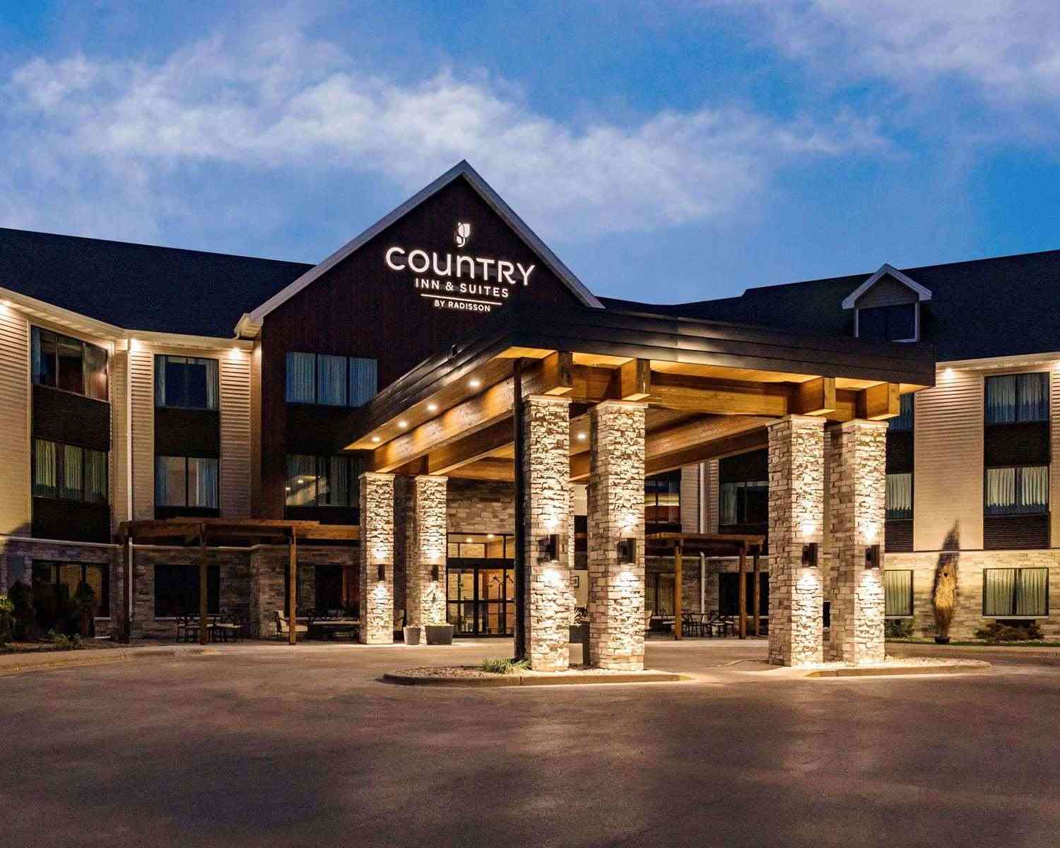 Country Inn & Suites By Radisson Appleton в Appleton, WI