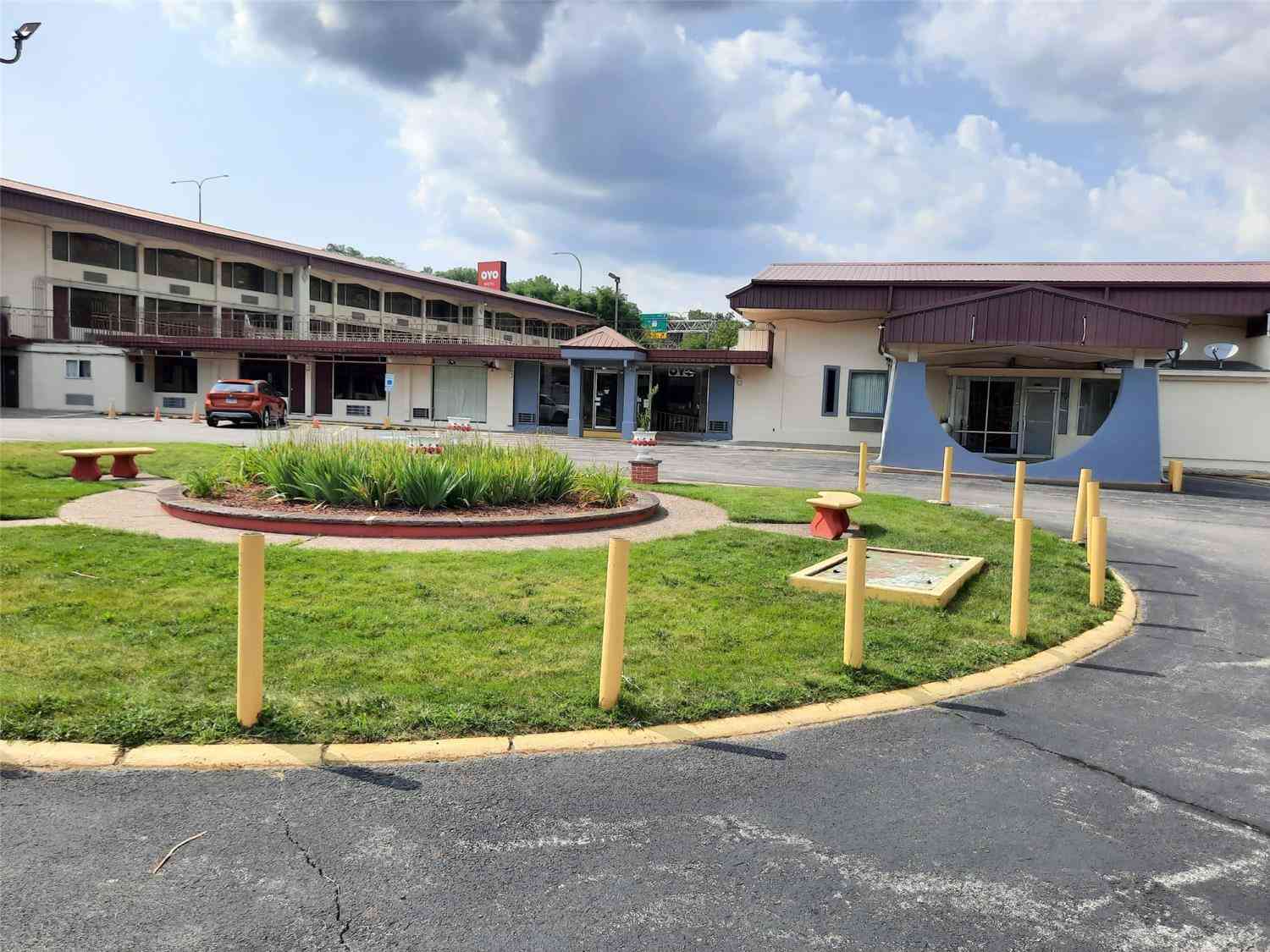 Americas Best Value Inn Moline, IL a Moline, IL