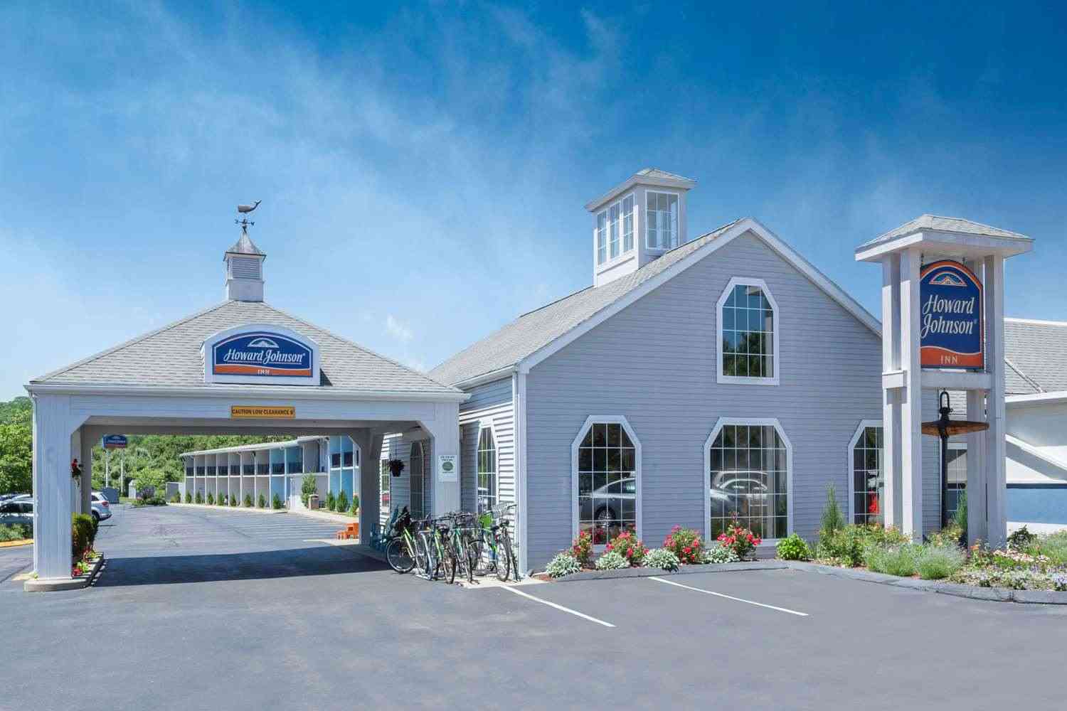 Howard Johnson by Wyndham Mystic a Mystic, CT