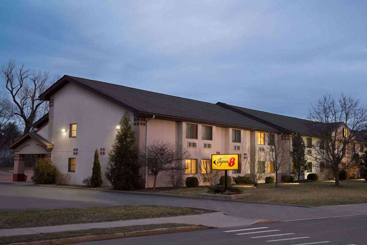 Super 8 by Wyndham Ithaca a Ithaca, NY