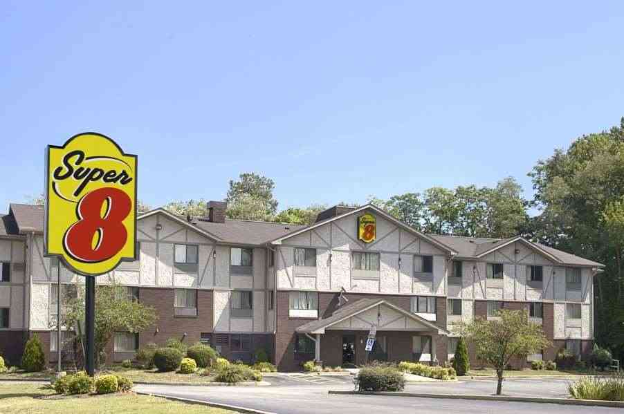 Super 8 by Wyndham Richmond/Chamberlayne Rd в Richmond, VA