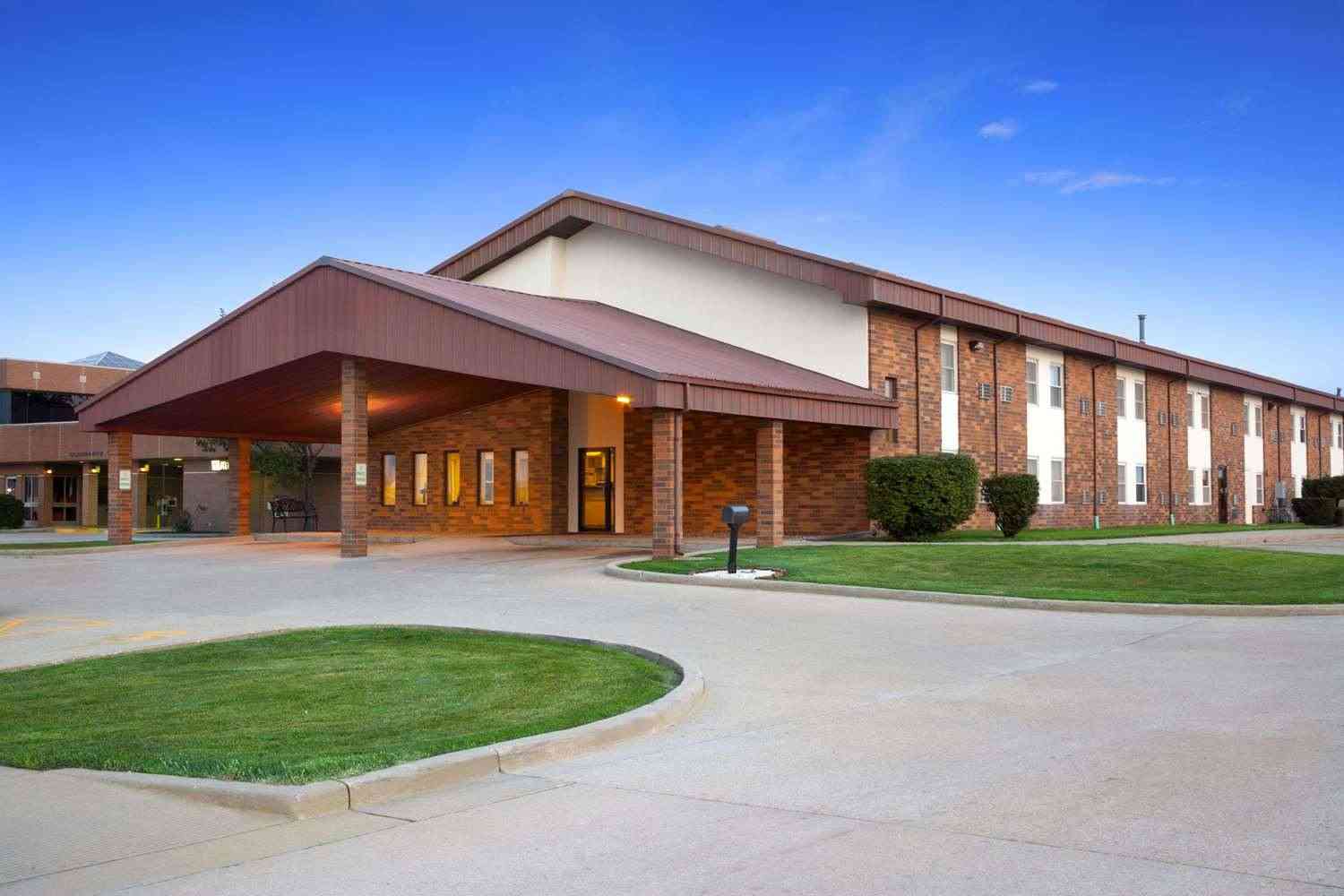 Super 8 by Wyndham Tuscola em Tuscola, IL