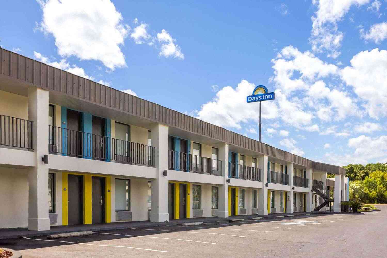 Days Inn by Wyndham Ladson Summerville Charleston, Ladson, SC