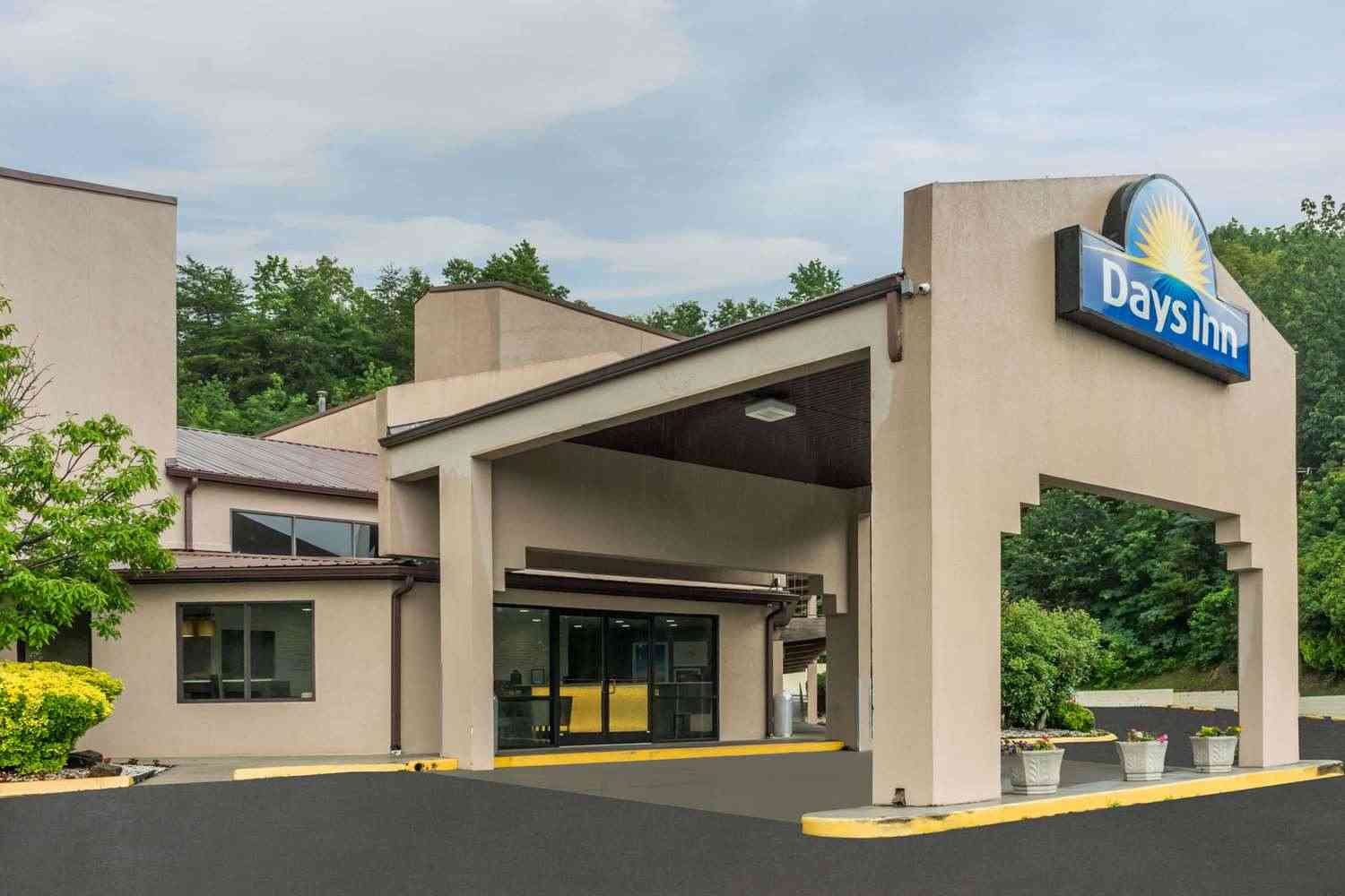 Days Inn by Wyndham Chattanooga Lookout Mountain West in Chattanooga, TN
