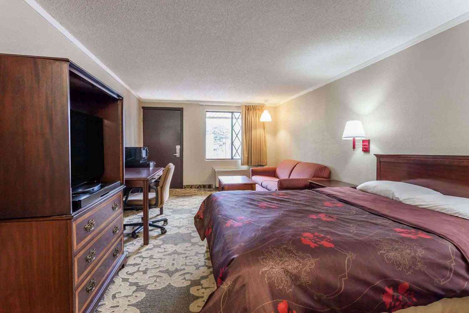 Knights Inn Farmington Hill i Farmington Hills, MI