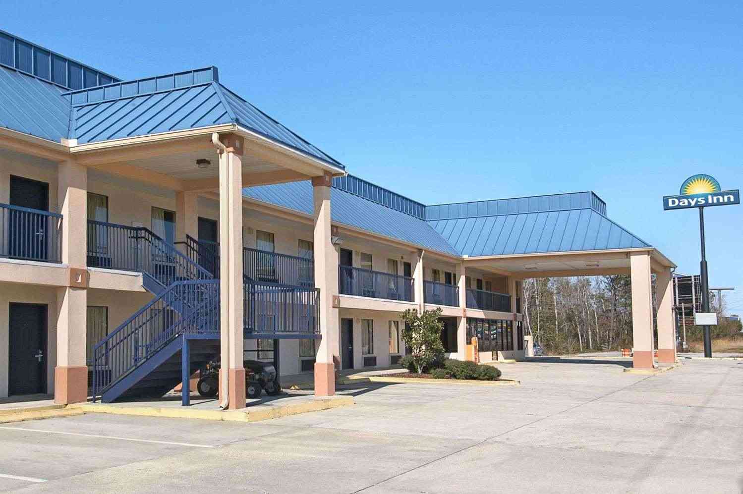 Days Inn by Wyndham Ocean Springs в Ocean Springs, MS