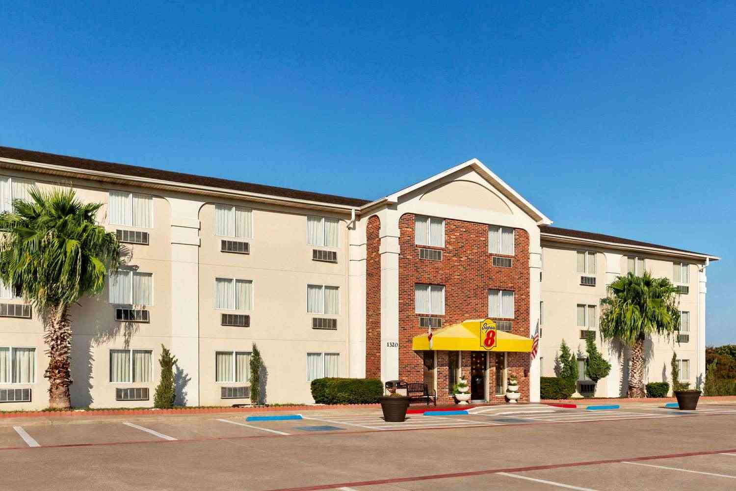 Super 8 by Wyndham Waco University Area em Waco, TX