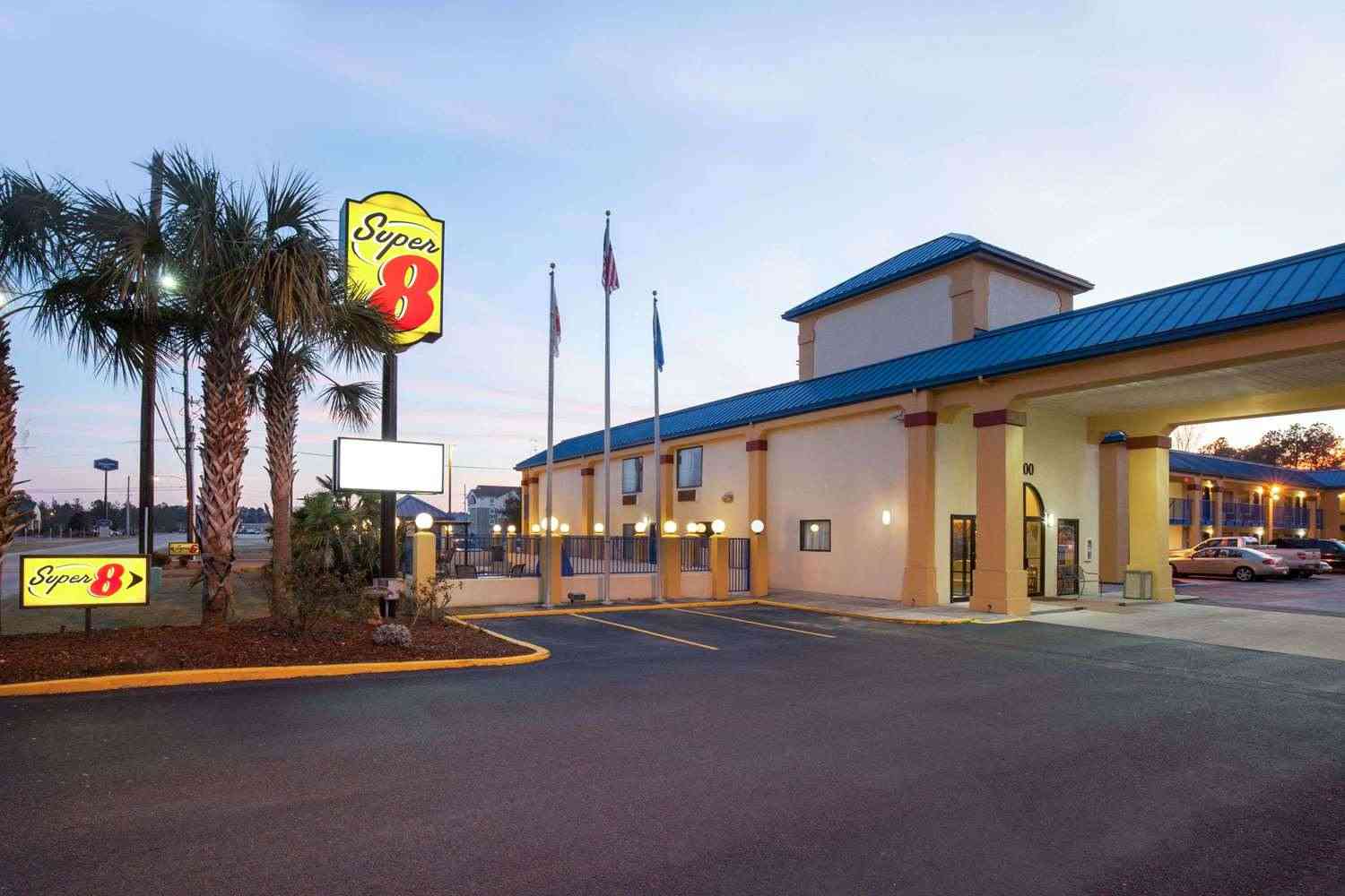 Super 8 by Wyndham Hammond em Hammond, LA