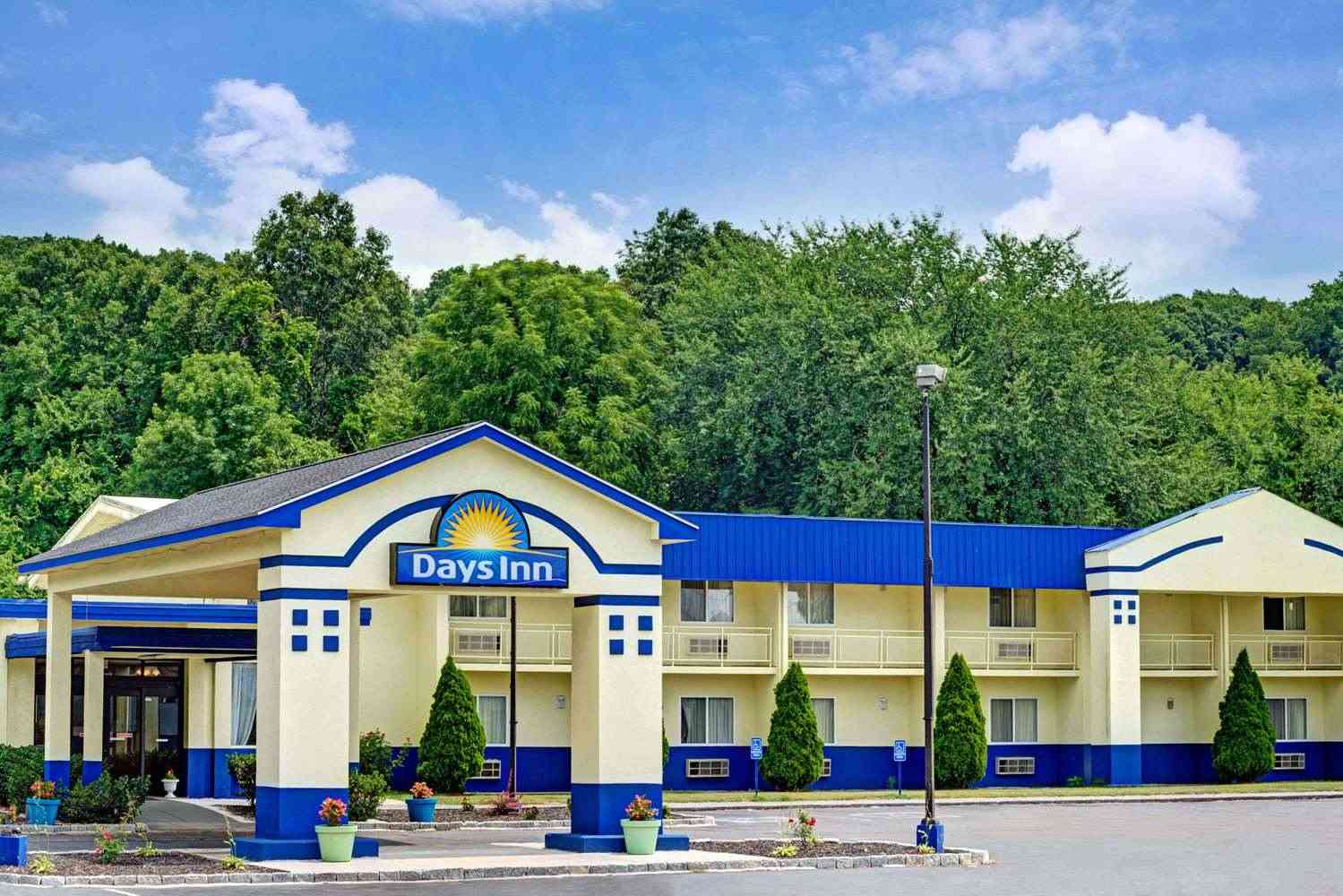 Days Inn by Wyndham Southington em Southington, CT