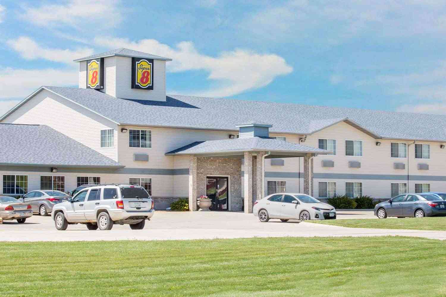 Super 8 by Wyndham Carroll/East à Carroll, IA
