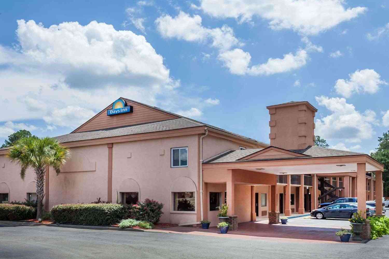 Days Inn by Wyndham Columbia, Columbia, SC