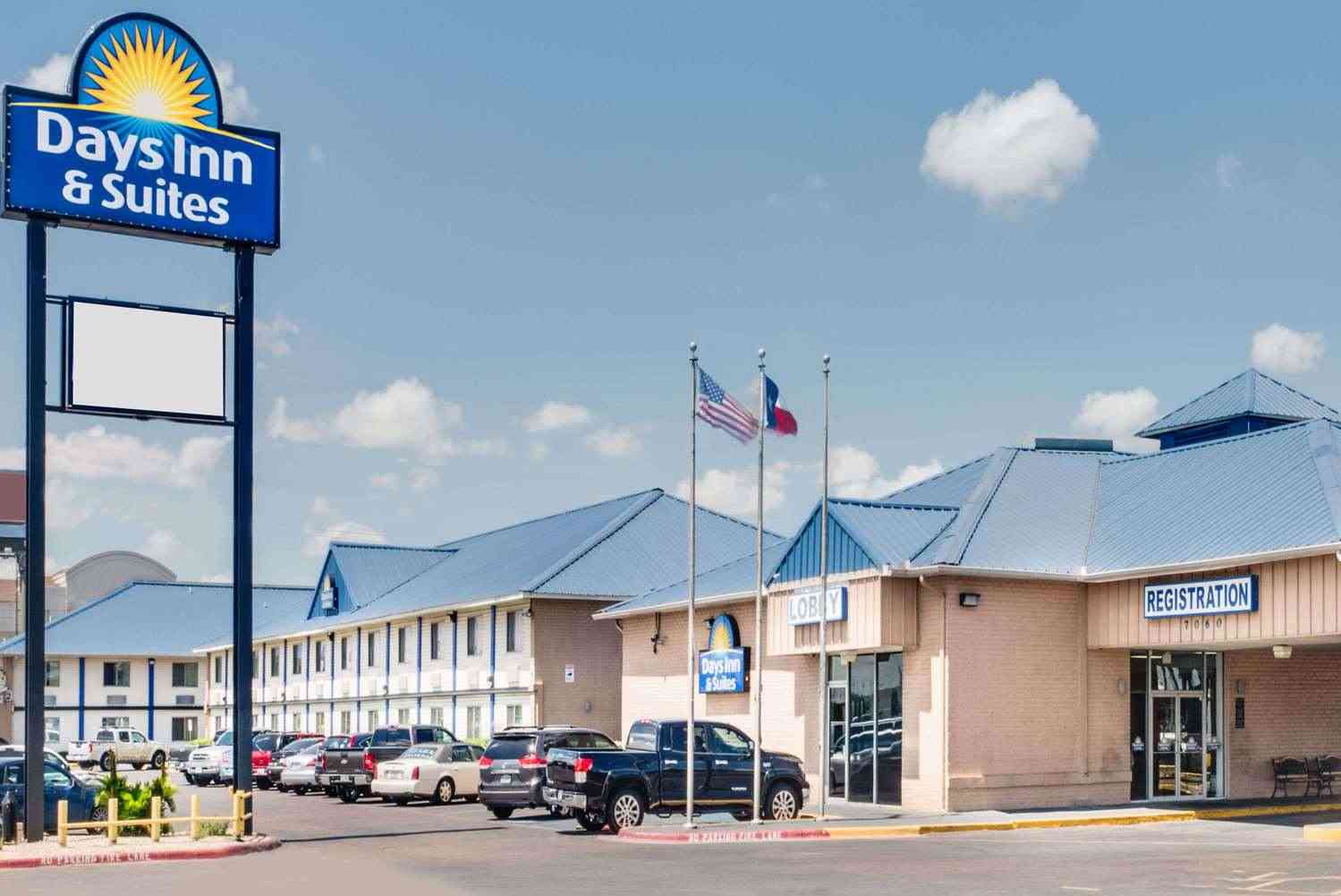 Days Inn & Suites by Wyndham Laredo i Laredo, TX