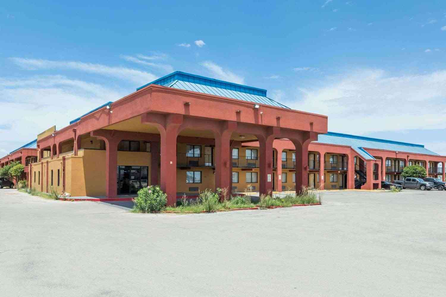 Days Inn by Wyndham Midland, Midland, TX