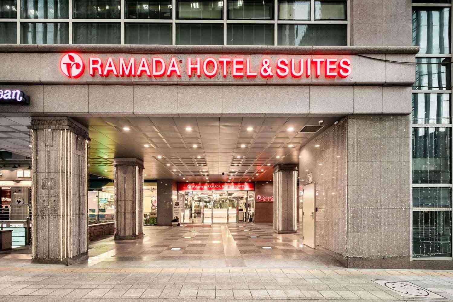 Ramada Hotel & Suites by Wyndham Seoul Namdaemun à Seoul, KR
