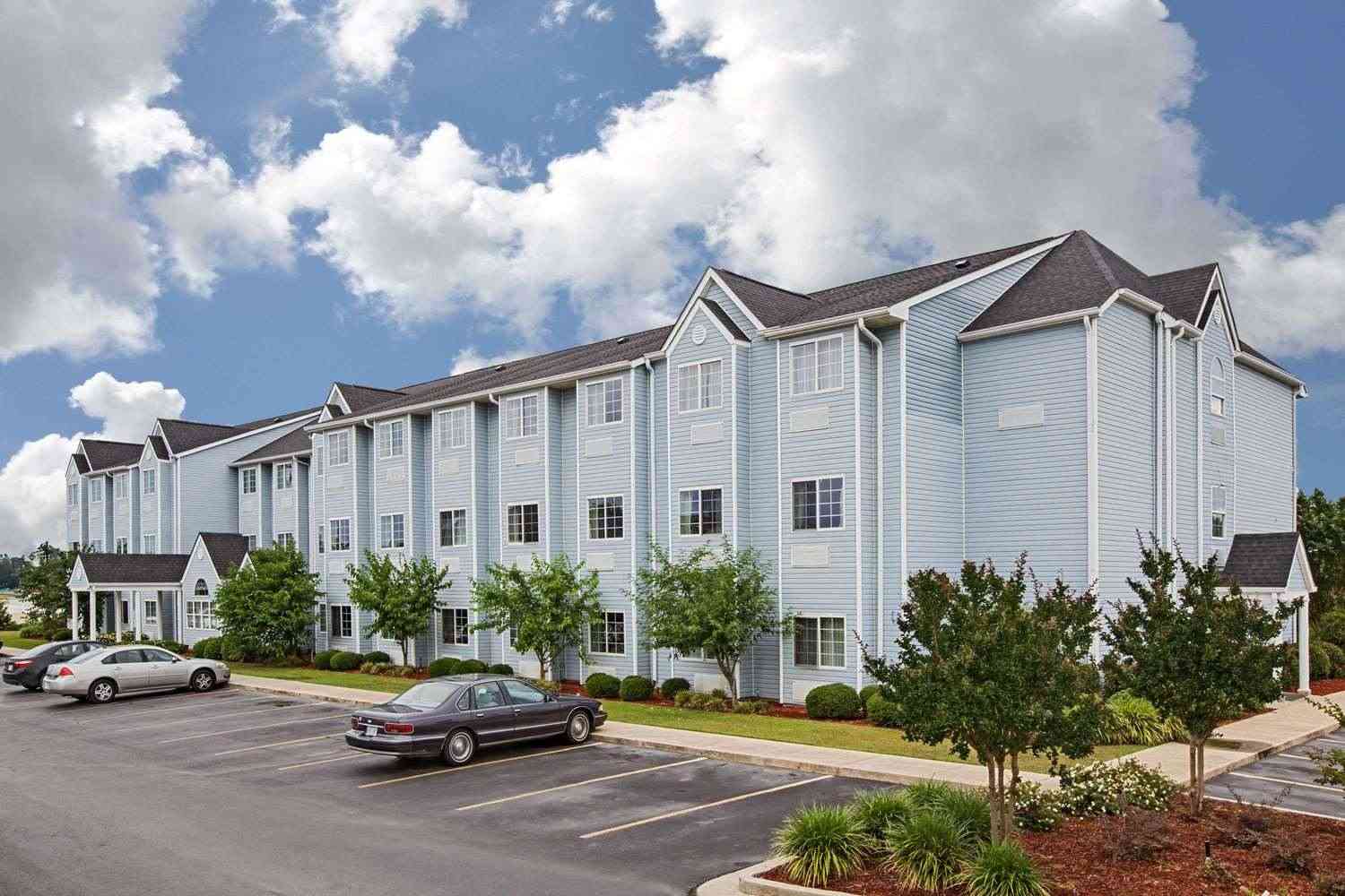 Microtel Inn & Suites by Wyndham Meridian a Meridian, MS