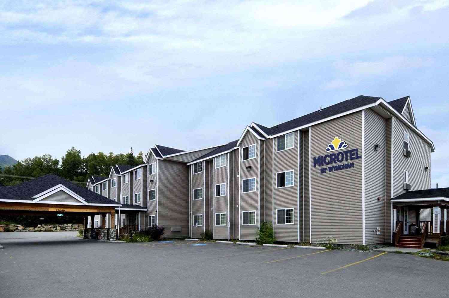 Microtel Inn & Suites by Wyndham Eagle River/Anchorage Are a Eagle River, AK