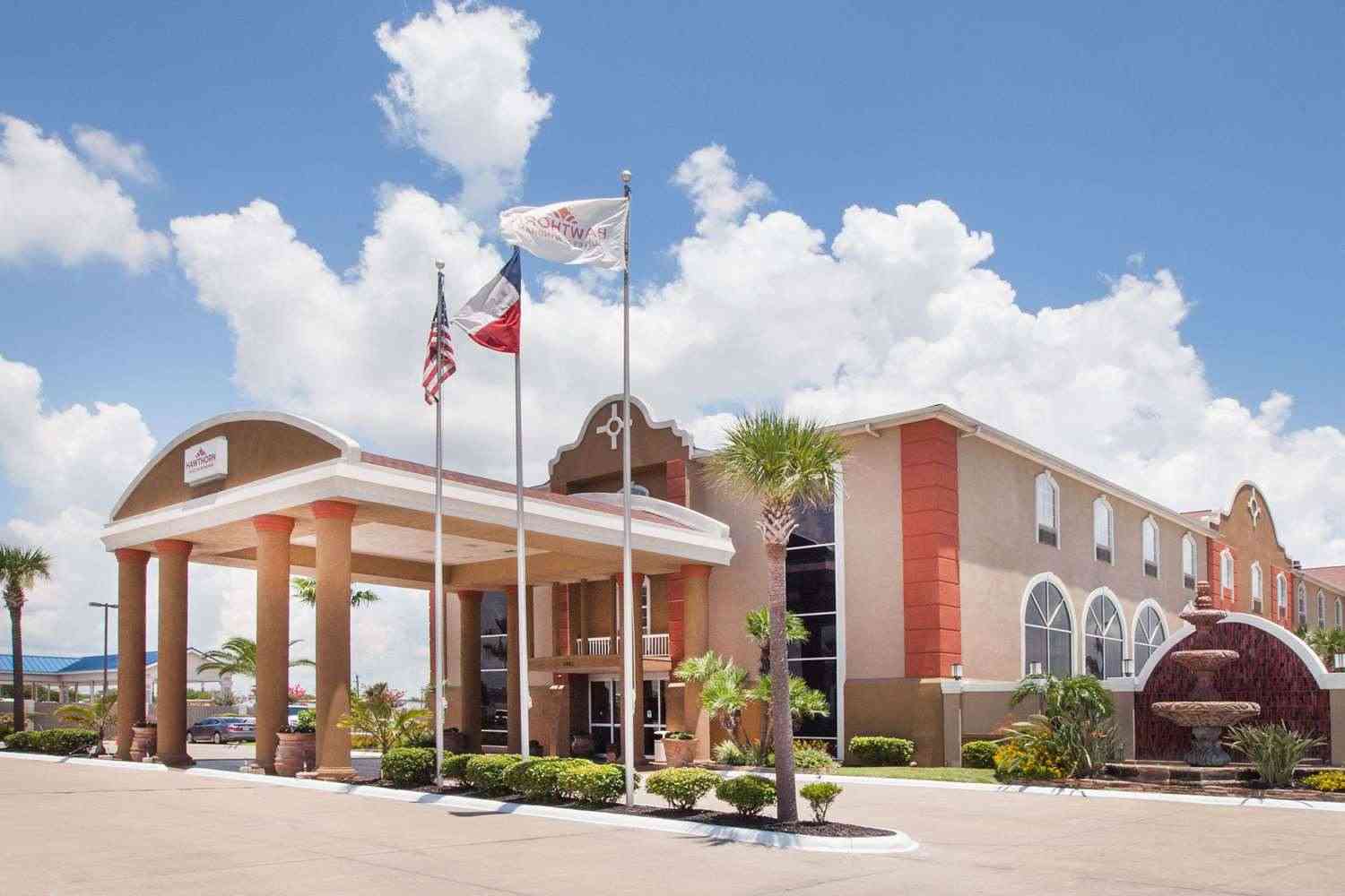 Hawthorn Extended Stay by Wyndham Corpus Christi в Corpus Christi, TX