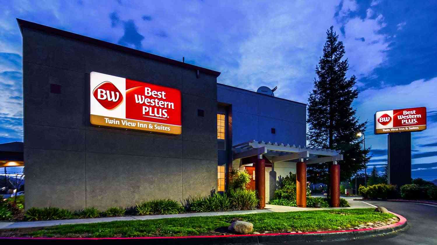 Best Western Plus Twin View Inn & Suites, Redding, CA