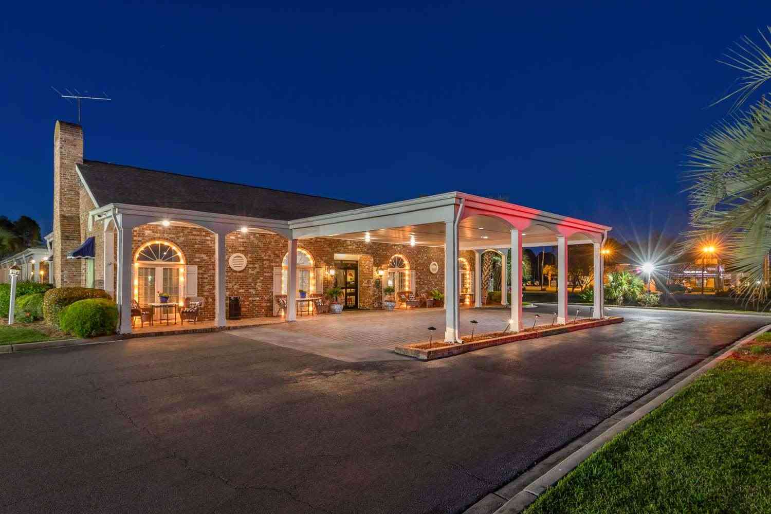 Best Western Plus Santee Inn в Santee, SC