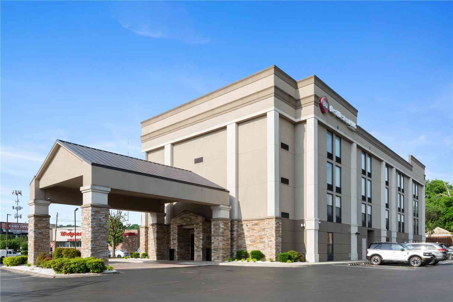 Best Western Plus Belle Meade Inn & Suites в Nashville, TN