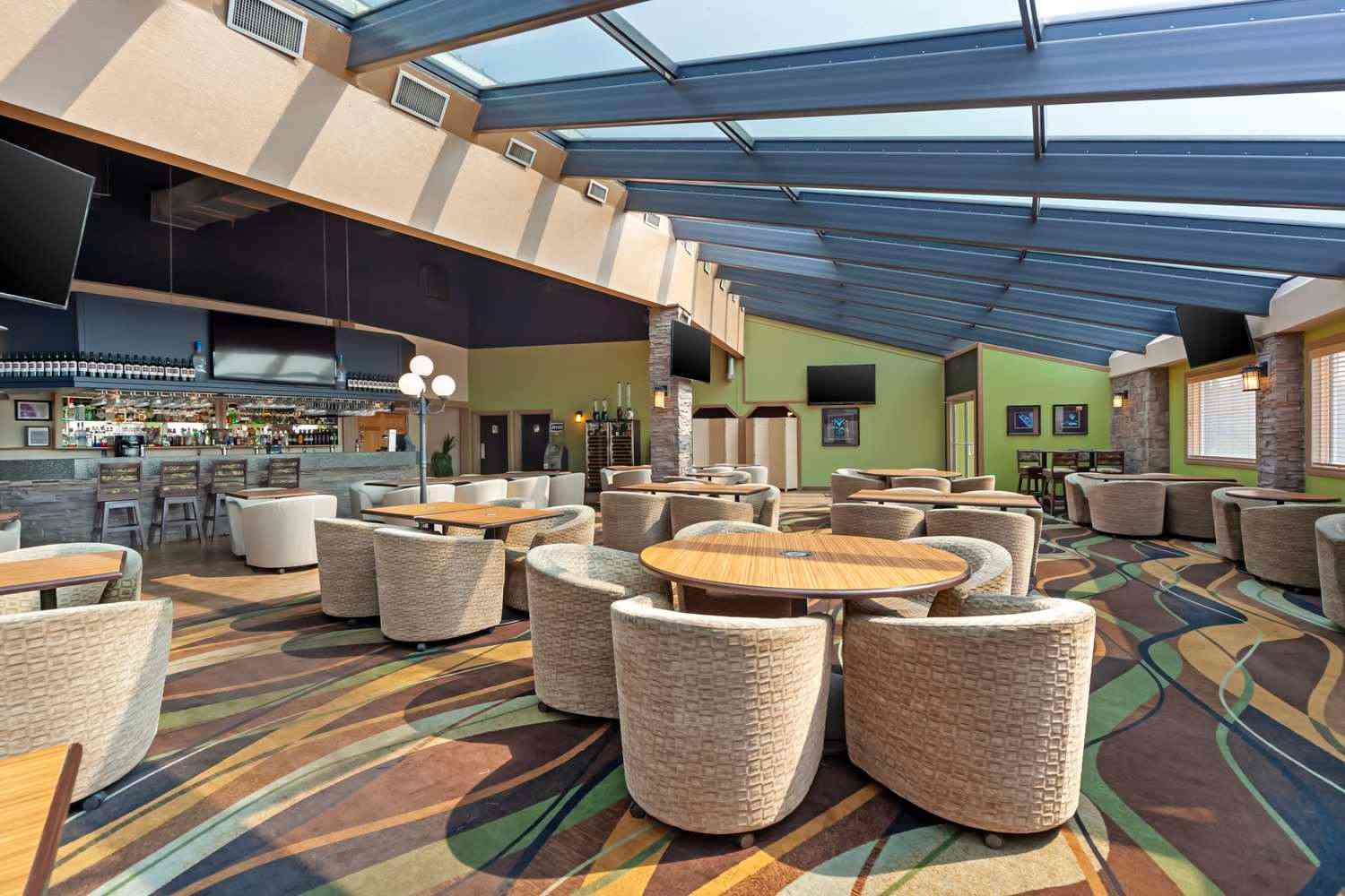 Best Western Plus Mirage Hotel & Resort i High Level, AB