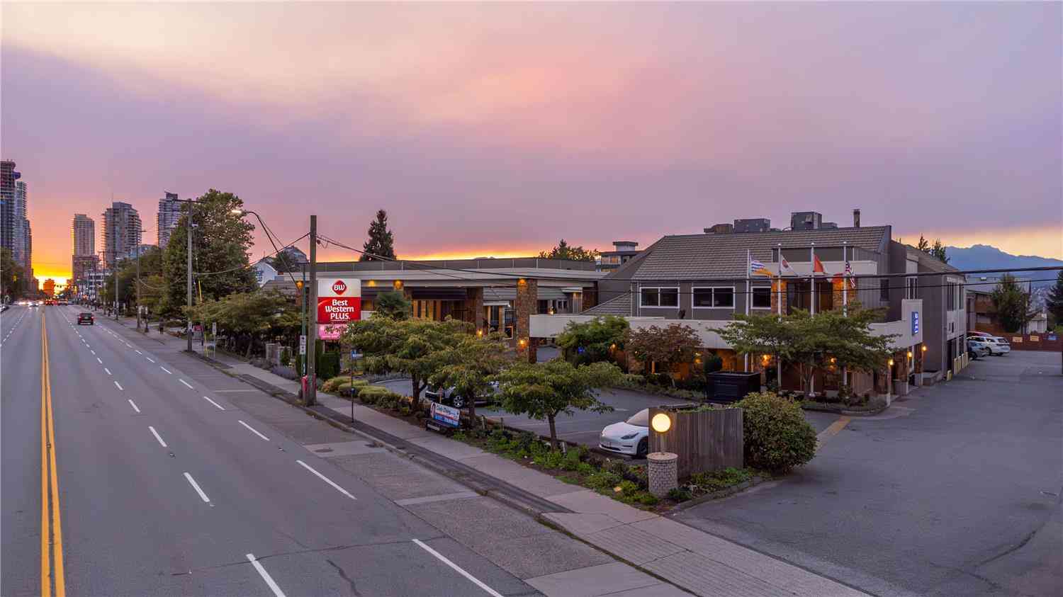 Best Western Plus Burnaby Hotel in Burnaby, BC