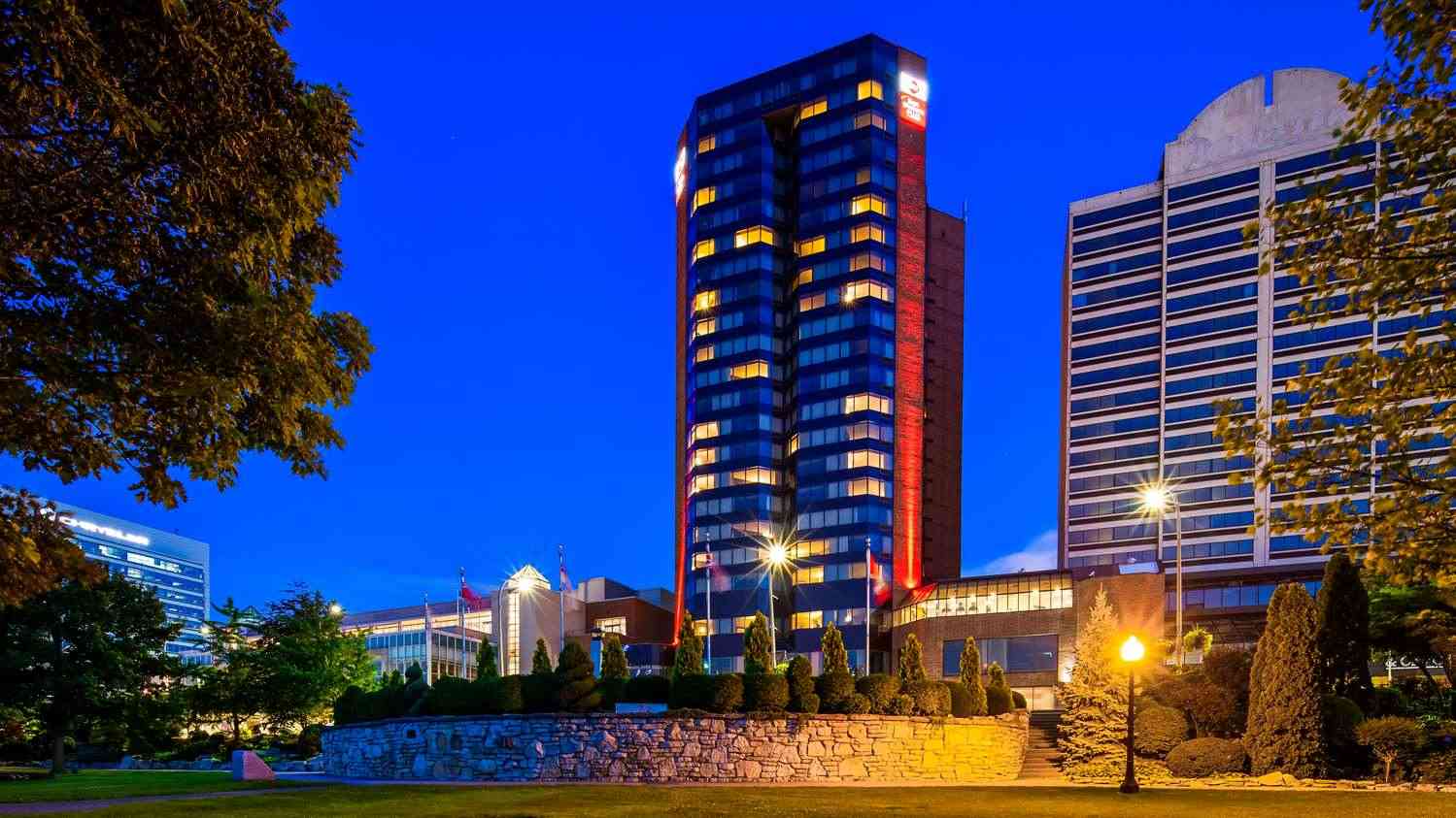 Best Western Plus Waterfront Hotel a Windsor, ON