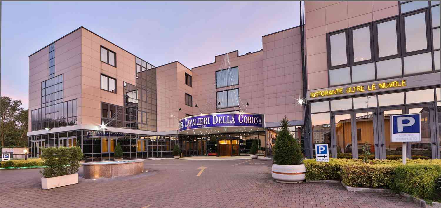 Best Western Hotel Cavalieri Della Corona a Cardano Al Campo, IT