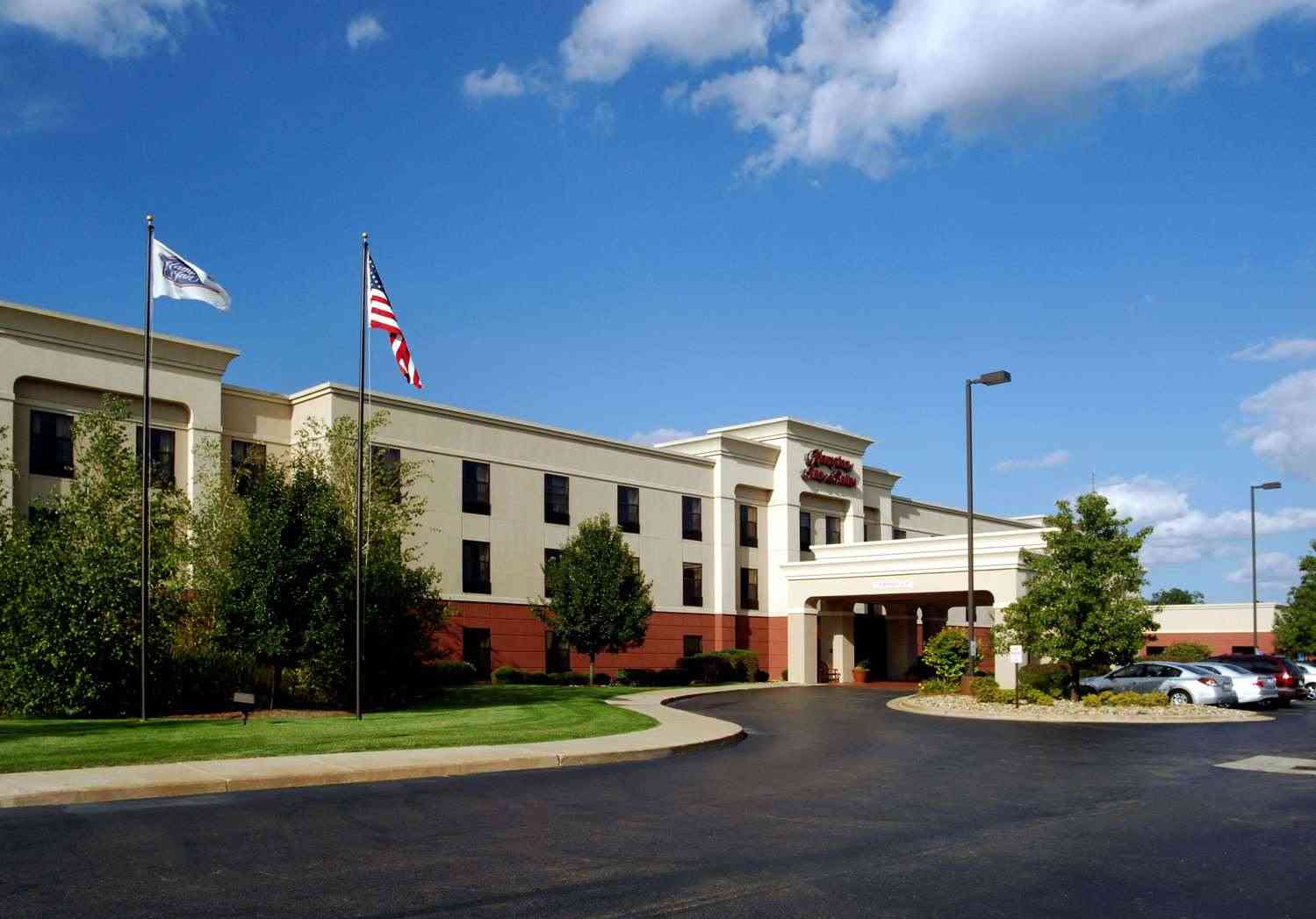 Hampton Inn & Suites Kalamazoo-Oshtemo в Kalamazoo, MI