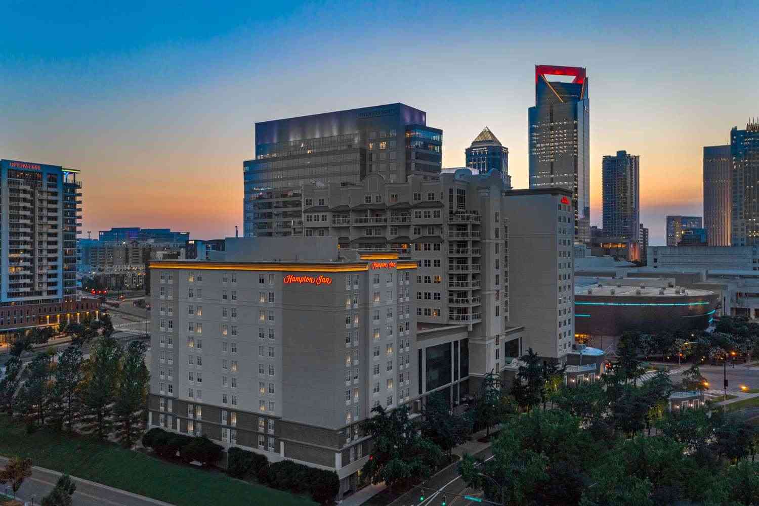 Hampton Inn Charlotte-Uptown в Charlotte, NC