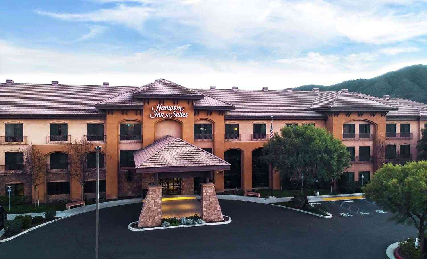 Hampton Inn & Suites Temecula в Temecula, CA