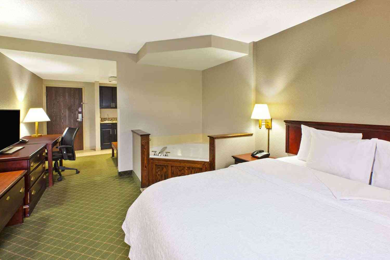 Marietta, OH 的 Hampton Inn Marietta
