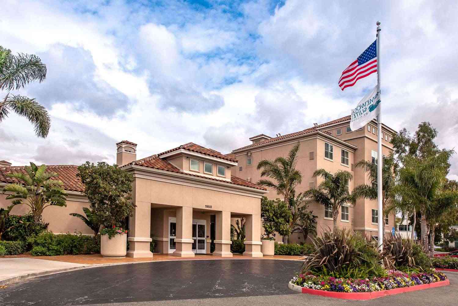 Homewood Suites by Hilton Oxnard/Camarillo в Oxnard, CA