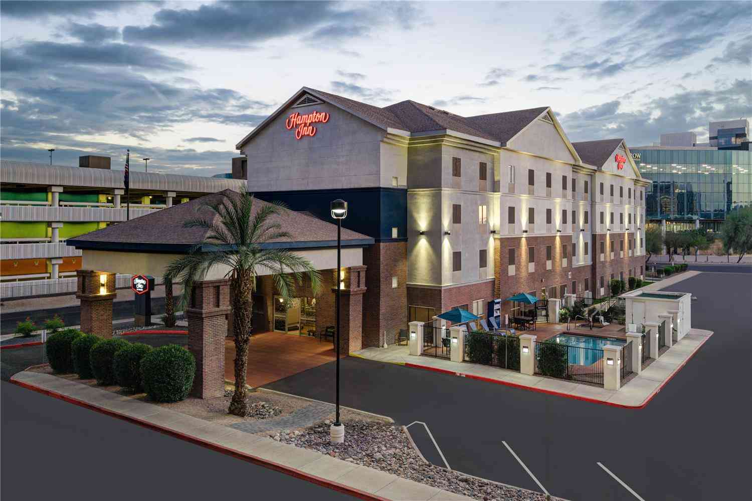 Hampton Inn Phoenix-Midtown-Downtown Area в Phoenix, AZ