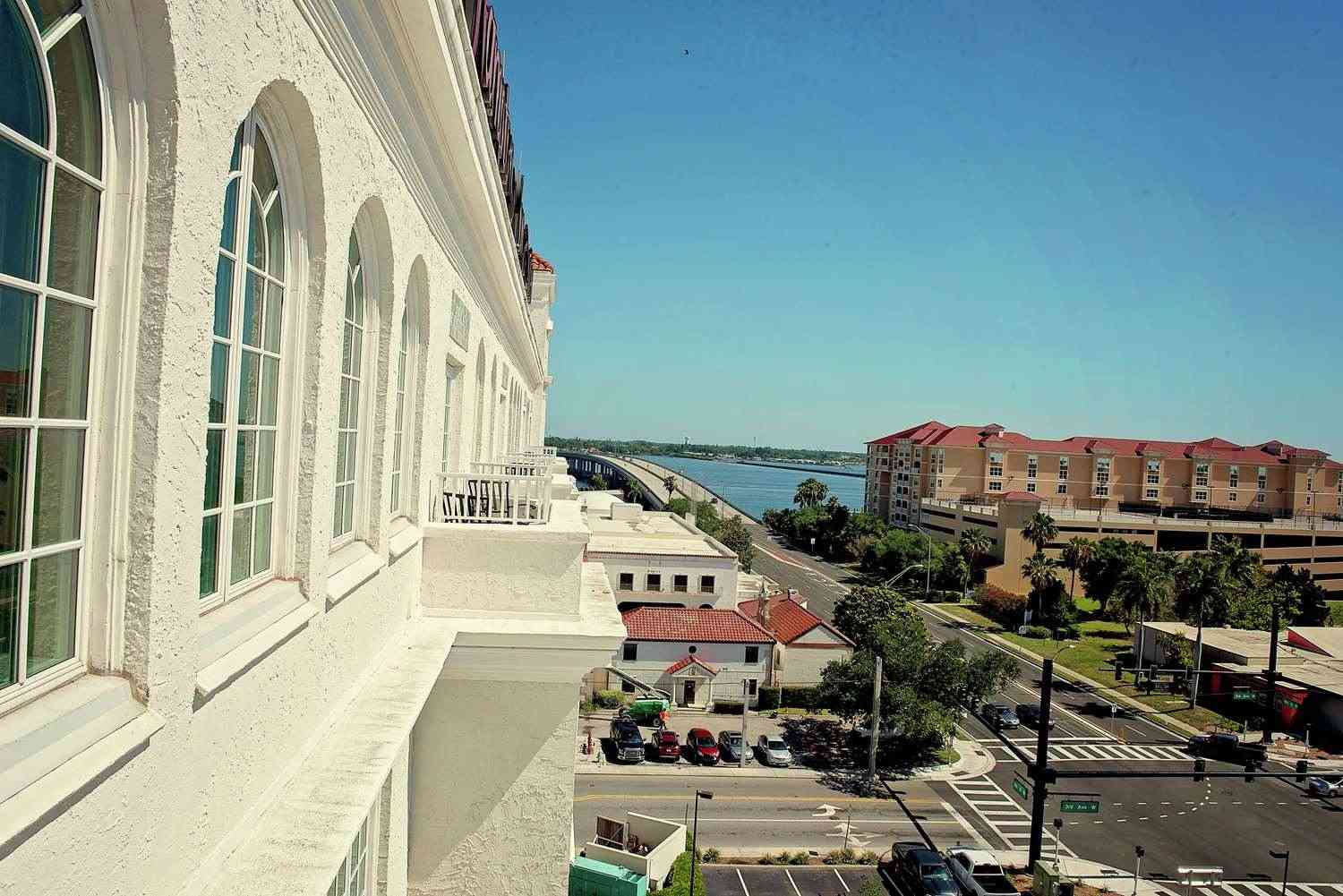 Hampton Inn & Suites Bradenton Downtown Historic District a Bradenton, FL