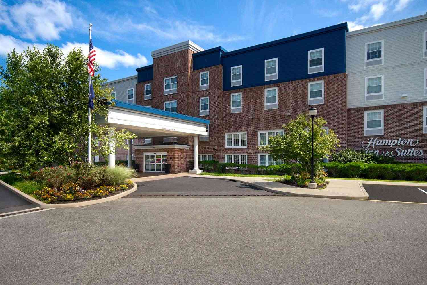 Hampton Inn & Suites Yonkers в Yonkers, NY