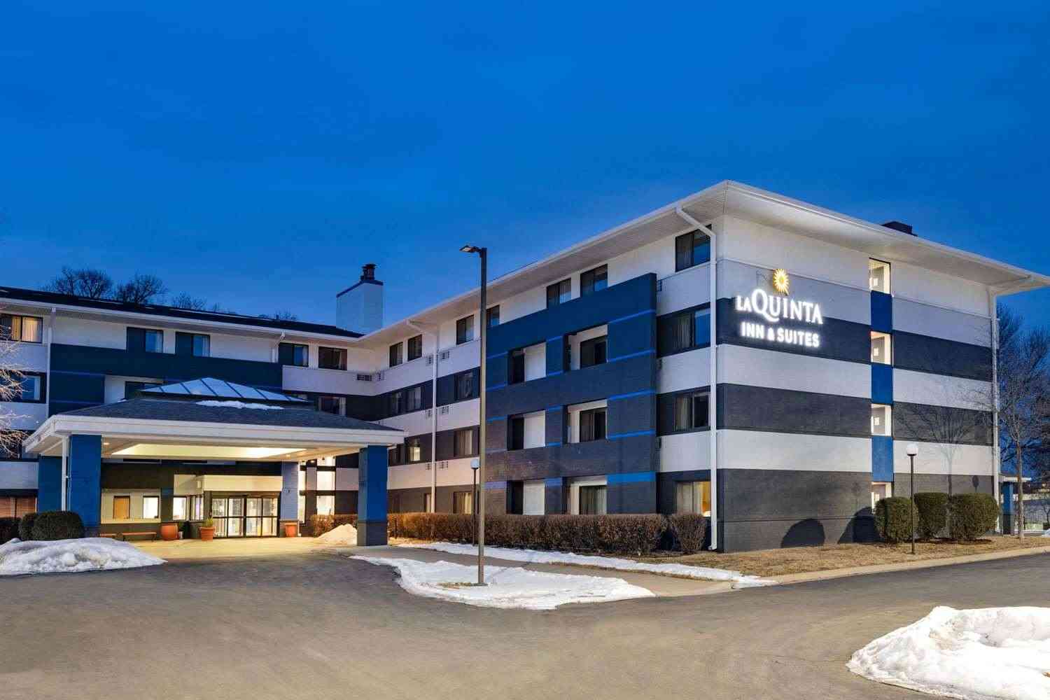 La Quinta Inn & Suites by Wyndham Minneapolis-Minnetonka, Minnetonka, MN