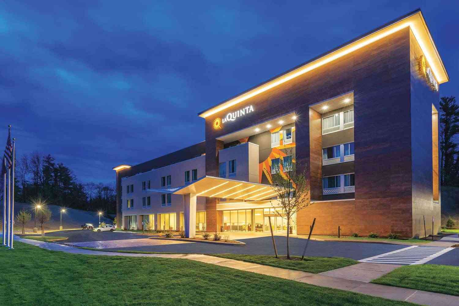 La Quinta Inn & Suites by Wyndham Clifton Park a Clifton Park, NY