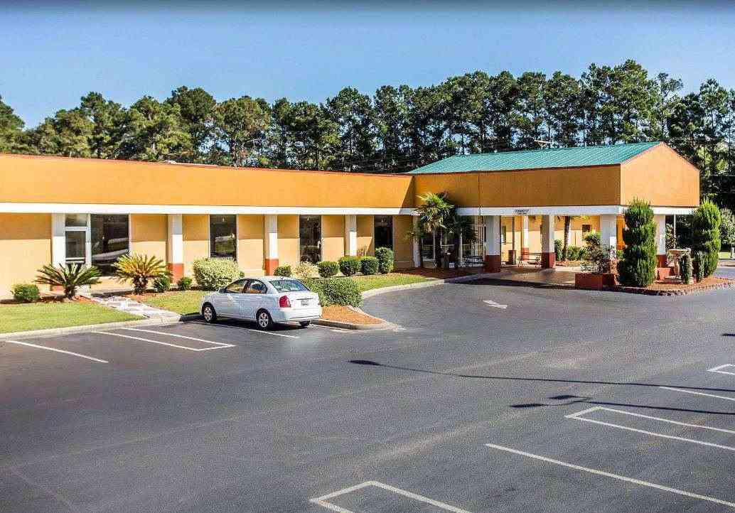 Baymont by Wyndham Walterboro в Walterboro, SC