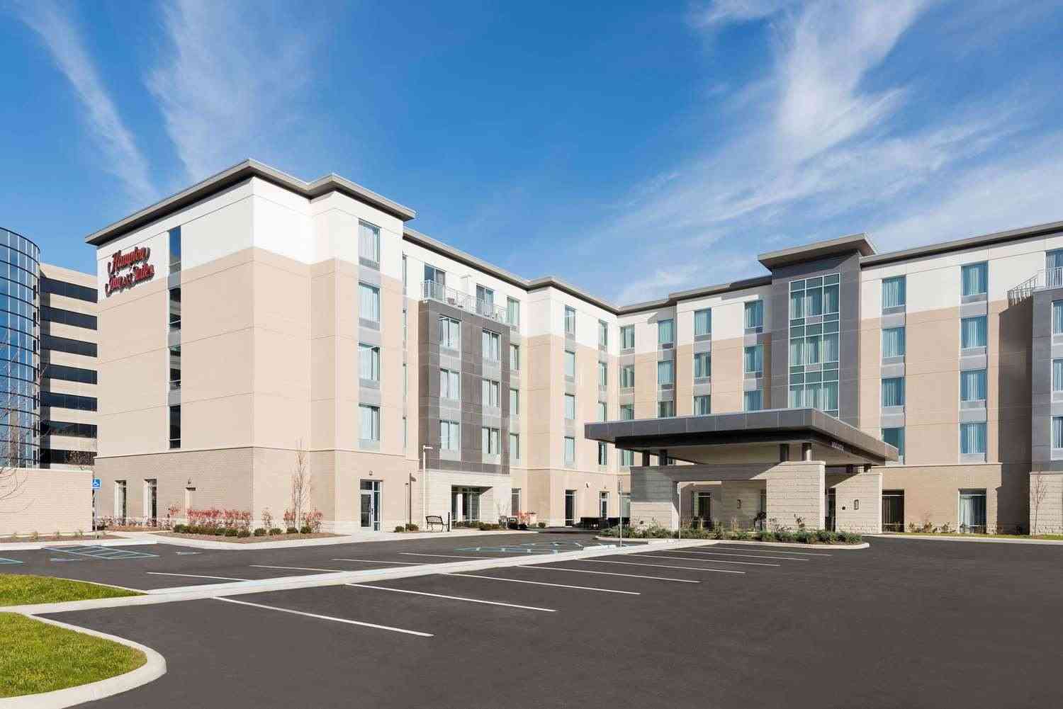 Hampton  Inn & Suites Indianapolis-Keystone в Indianapolis, IN