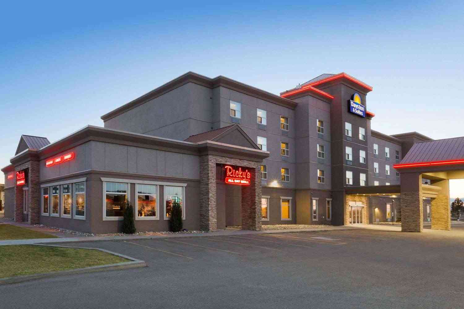 Days Inn & Suites by Wyndham Edmonton Airport a Leduc, AB