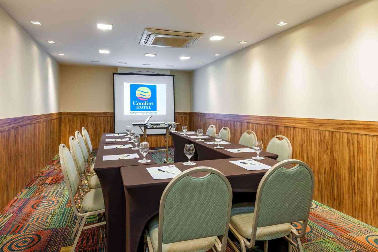 Campos dos Goytacazes, BR 的 Comfort Hotel Campos dos Goytacazes