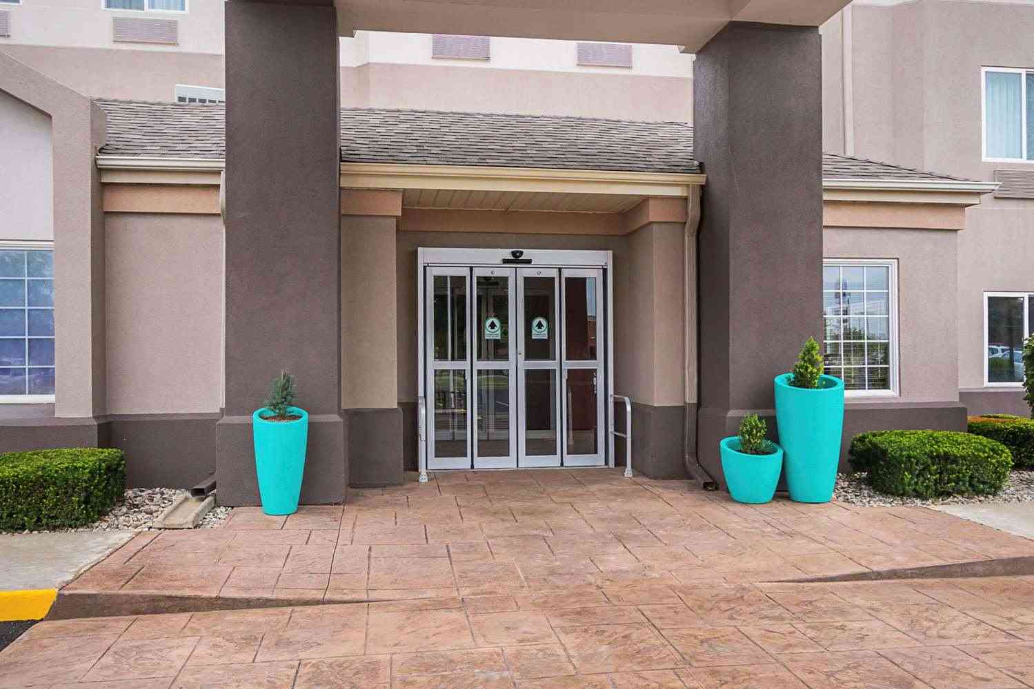 Sleep Inn and Suites Danville в Danville, IL