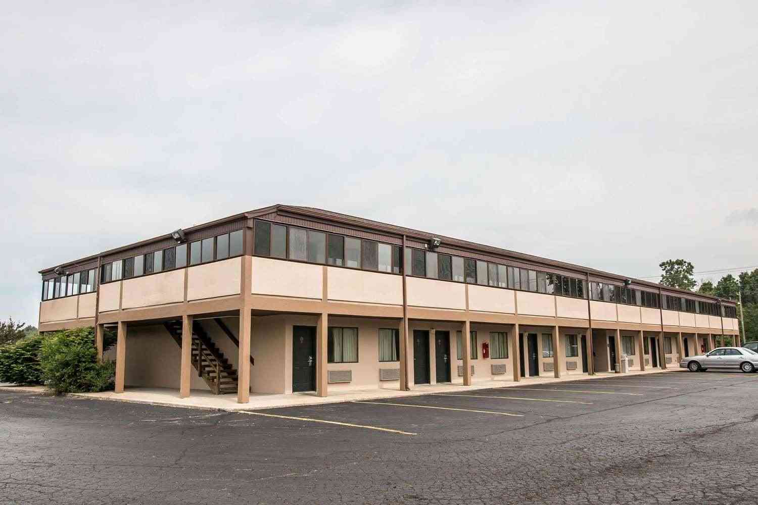 Econo Lodge Paw Paw a Paw Paw, MI