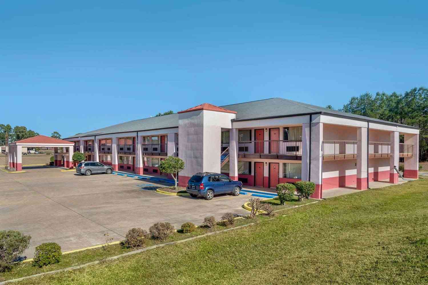 Econo Lodge Inn and Suites in Wald, MS