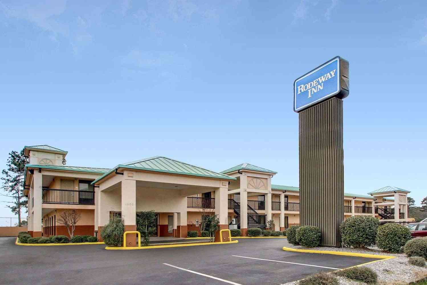 Laurel, MS 的 Rodeway Inn Laurel