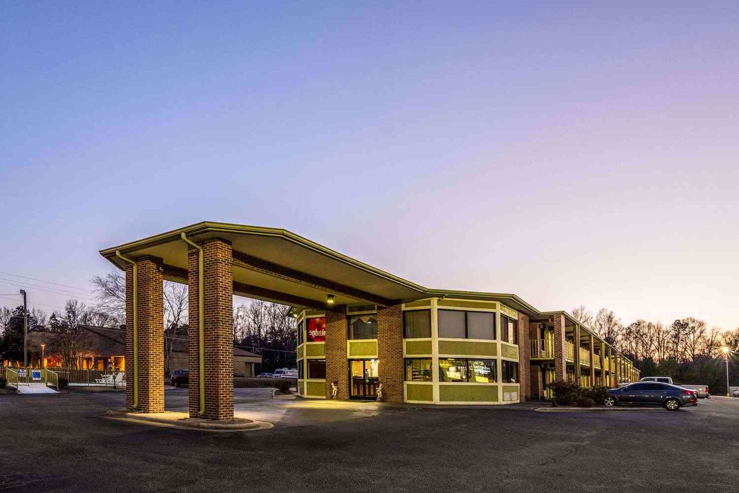 Econo Lodge Whiteville в Whiteville, NC